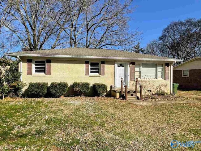 1921 Stevens Dr NE in Huntsville, AL - Building Photo - Building Photo