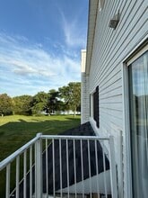 1605 Ashley Ct in Darien, IL - Building Photo - Building Photo