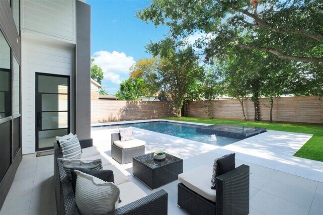 6618 Schiller St in Houston, TX - Building Photo - Building Photo