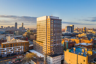 Market Central in Cambridge, MA - Foto de edificio - Building Photo