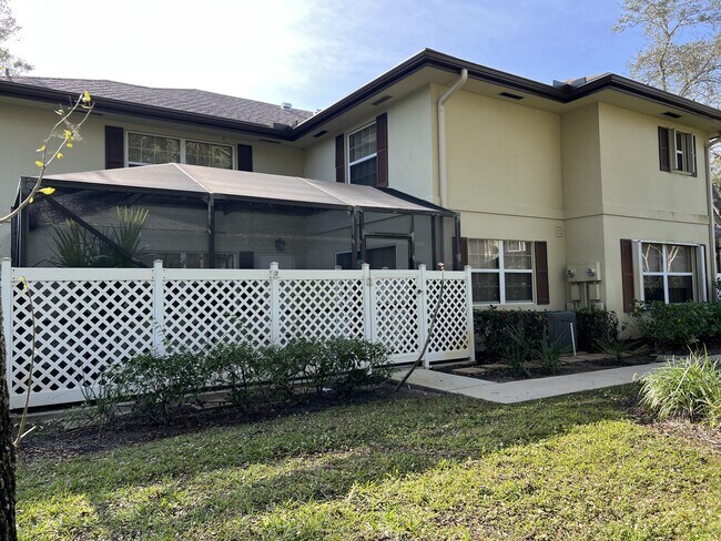 property at 36 Danbury Ct