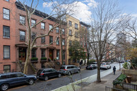 299 Henry St in Brooklyn, NY - Building Photo - Building Photo