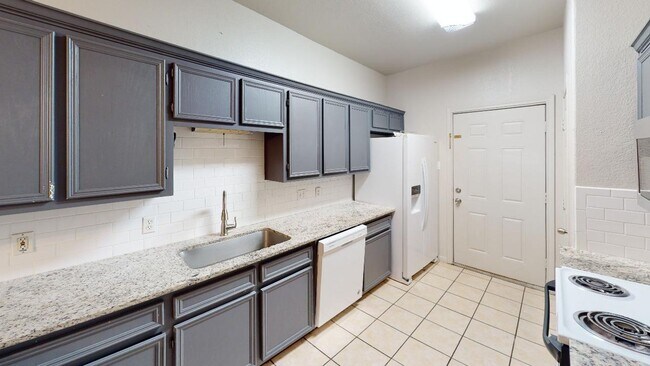 1621 Bagby Ave in Waco, TX - Building Photo - Building Photo