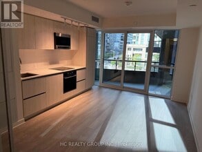 110 Broadway Ave in Toronto, ON - Building Photo - Building Photo