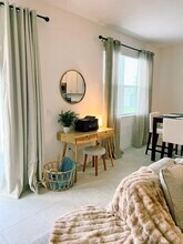 2227 Pigeon Plum Dr in Haines City, FL - Building Photo - Building Photo
