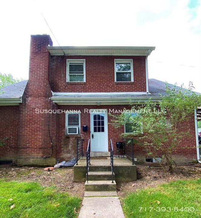 3598 Green St-Unit -2 in Harrisburg, PA - Building Photo