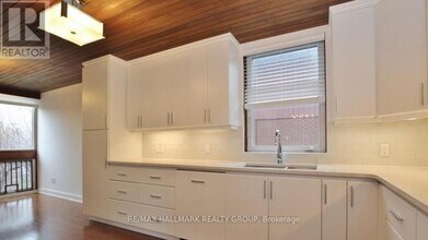 73 Old Irving Pl in Ottawa, ON - Building Photo - Building Photo