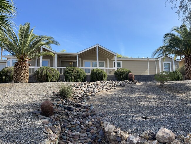 3101 Mulberry Dr in Bullhead City, AZ - Building Photo - Building Photo