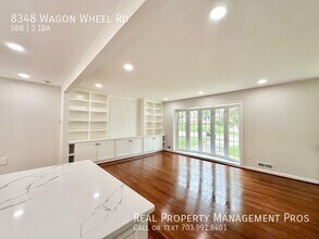 8348 Wagon Wheel Rd in Alexandria, VA - Building Photo - Building Photo