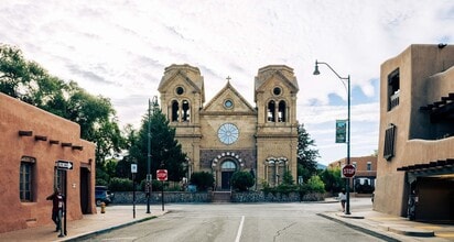 433 1/2 W San Francisco St in Santa Fe, NM - Building Photo - Building Photo