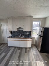 7501 Berry Ave in Cleveland, OH - Building Photo - Building Photo