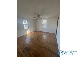 118 Brockway Ave in Owens Cross Roads, AL - Building Photo - Building Photo