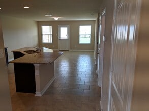 13029 Cadenza Crk in San Antonio, TX - Building Photo - Building Photo