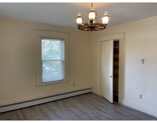 301 N Main St-Unit -2 in Natick, MA - Foto de edificio
