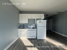 170 Fulton Ave in Jersey City, NJ - Building Photo