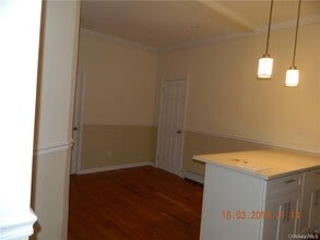 1182 E Tremont Ave in Bronx, NY - Building Photo - Building Photo