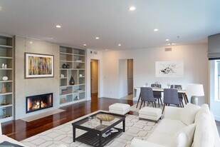 2222 Neilson Way, Unit 202 in Santa Monica, CA - Building Photo