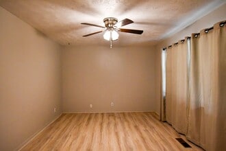 8408 E 125th St S in Bixby, OK - Building Photo - Building Photo