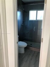 220 NW 46th St in Miami, FL - Building Photo - Building Photo