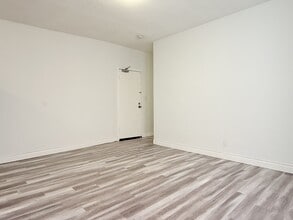 581 Pierre Ave in Windsor, ON - Building Photo - Building Photo