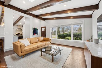 1181 Sherwood Rd in Highland Park, IL - Building Photo - Building Photo