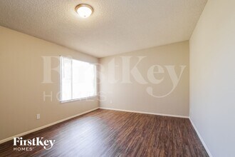 3341 W Desert Cove Ave in Phoenix, AZ - Building Photo - Building Photo