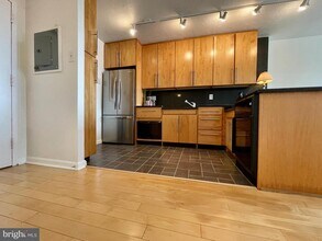 1301 20th St NW in Washington, DC - Building Photo - Building Photo