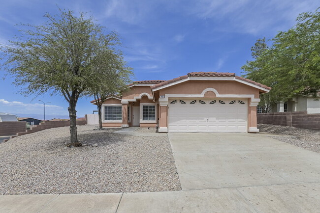 456 Palegold St in Henderson, NV - Foto de edificio - Building Photo