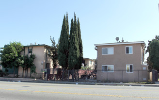 732 W Imperial Hwy Apartments