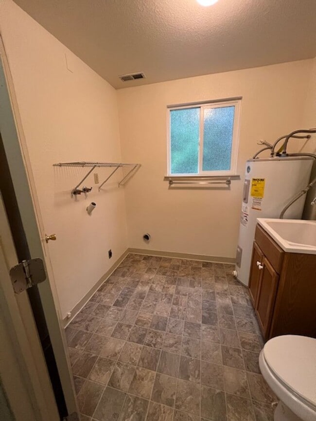 15618 94th Ave Ct E in Puyallup, WA - Building Photo - Building Photo