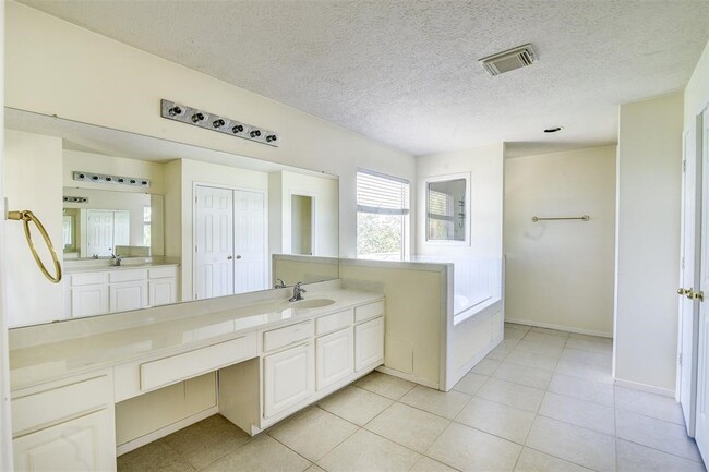 property at 6818 Portuguese Bend Dr