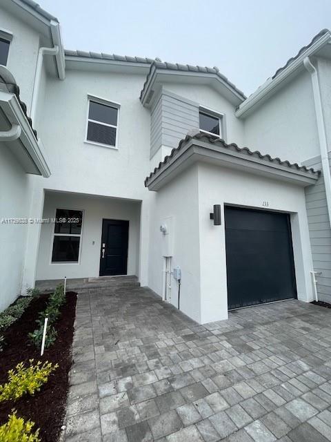 133 SW 184th Ave in Pembroke Pines, FL - Building Photo