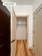 47 W 71st St in New York, NY - Building Photo - Building Photo