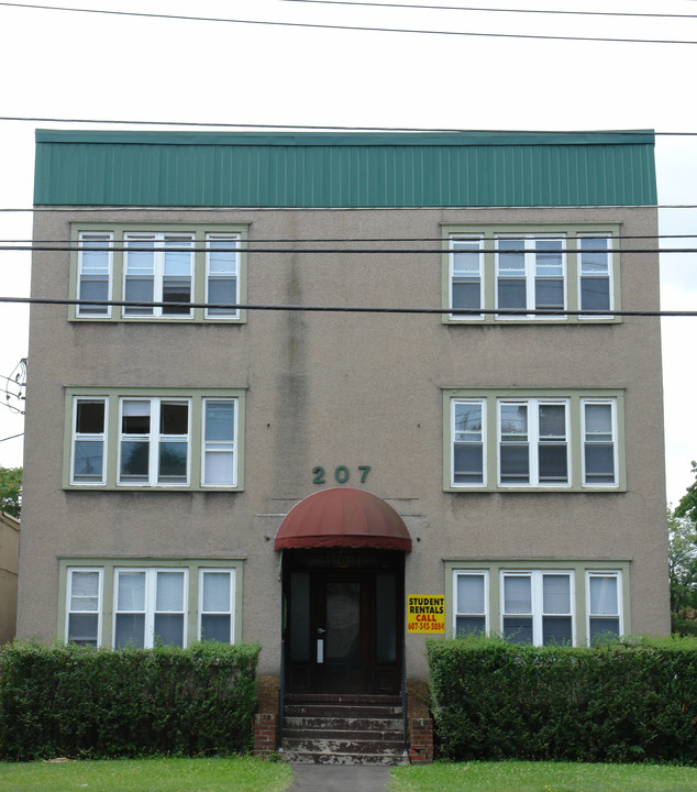 207 Main St in Binghamton, NY - Building Photo