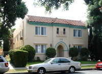 114 N Clark Dr in Beverly Hills, CA - Building Photo - Building Photo