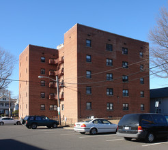 Wood Arms Apartments in Linden, NJ - Building Photo - Building Photo