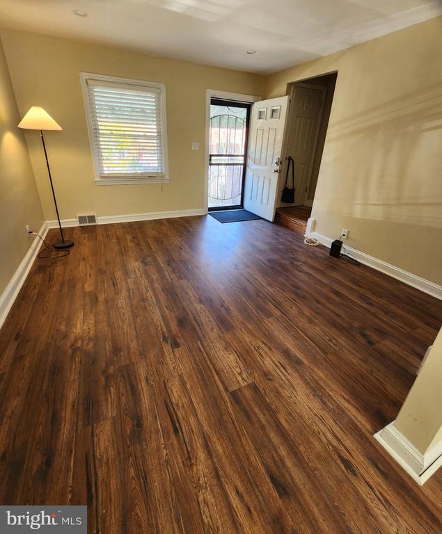 property at 2330 14th Pl SE