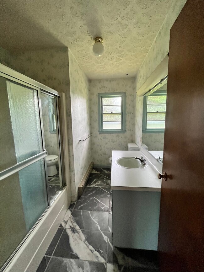 1600 New Eastwood Cir in Morganton, NC - Building Photo - Building Photo
