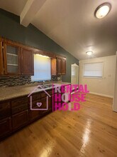 5415 S Gulley Rd in Dearborn Heights, MI - Building Photo - Building Photo