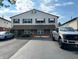 8124 Ryers Ave, Unit 2nd FL in Philadelphia, PA - Building Photo