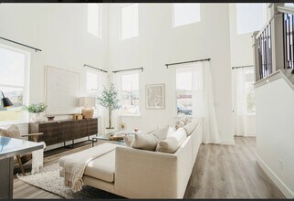 4328 W Rex Peak Way in Herriman, UT - Building Photo - Building Photo