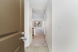 5440 Leary Ave NW in Seattle, WA - Building Photo - Building Photo