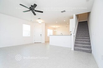 6242 Camino Dr in Apollo Beach, FL - Building Photo - Building Photo