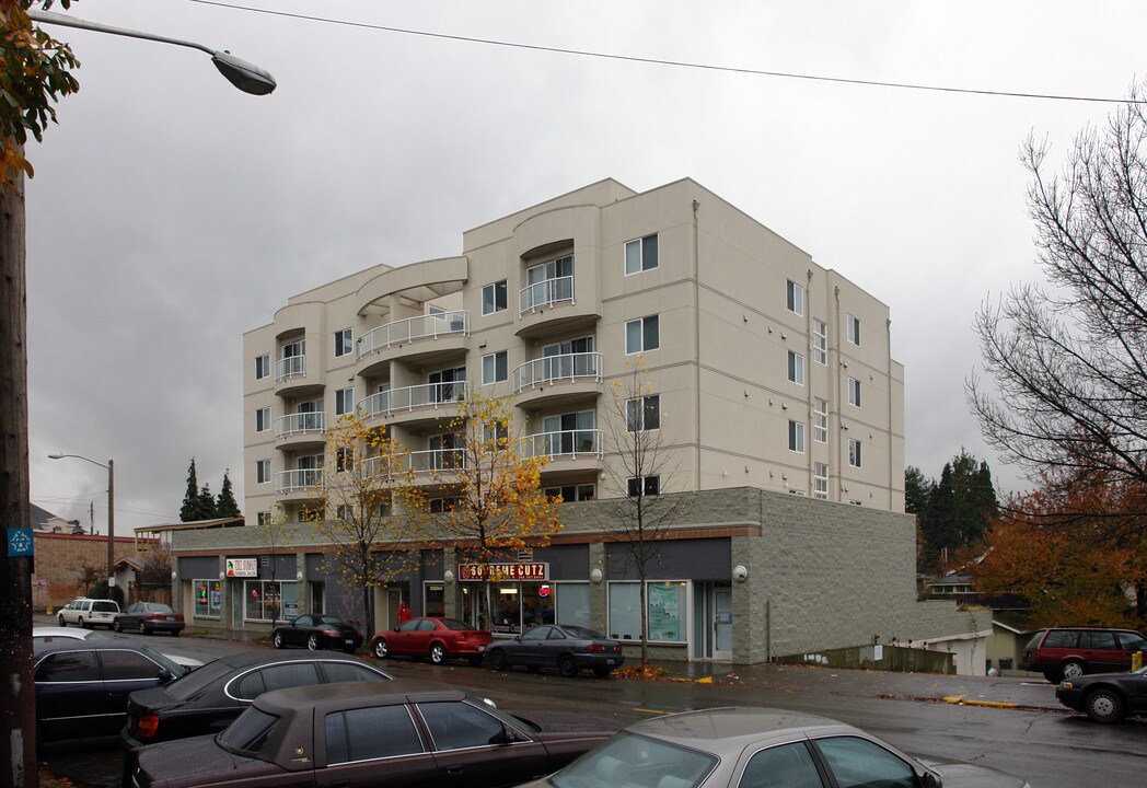 University Plaza in Seattle, WA - Building Photo