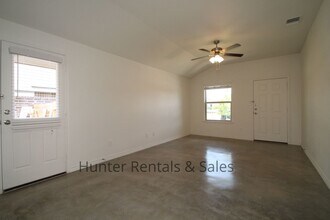 6109 Amelia Earhart Blvd in Killeen, TX - Building Photo - Building Photo