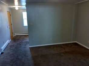 1753 Clinton St in Aurora, CO - Building Photo - Building Photo