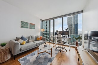 399 Fremont St in San Francisco, CA - Building Photo - Building Photo