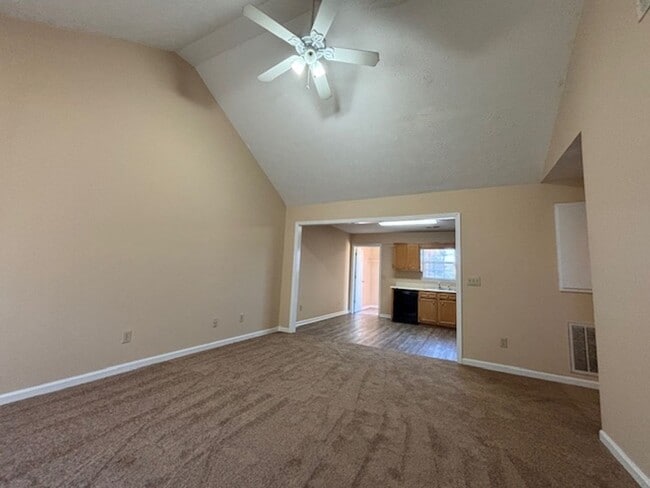 427 Lee Rd in Phenix City, AL - Building Photo - Building Photo