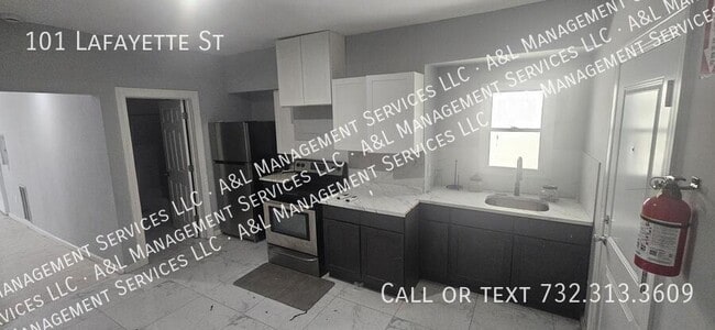 101 Lafayette St in Paterson, NJ - Building Photo - Building Photo