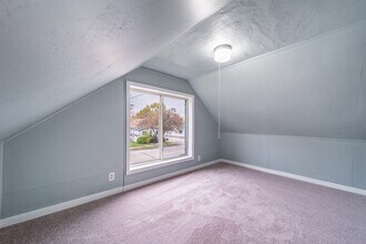 409 Racine St in Menasha, WI - Building Photo - Building Photo